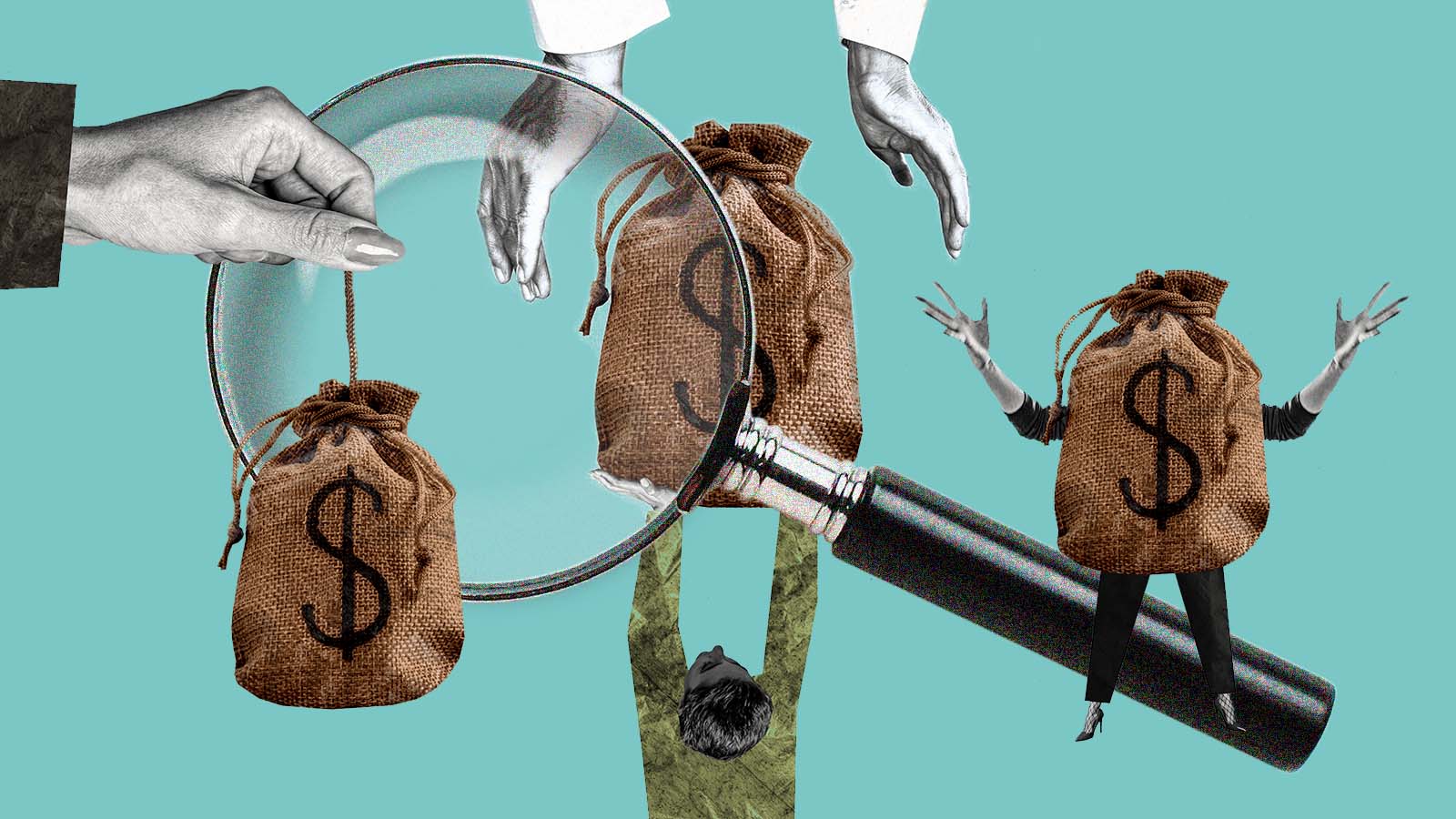 Sacos de dinheiro sob uma lupa com as mãos tentando agrarrá-los