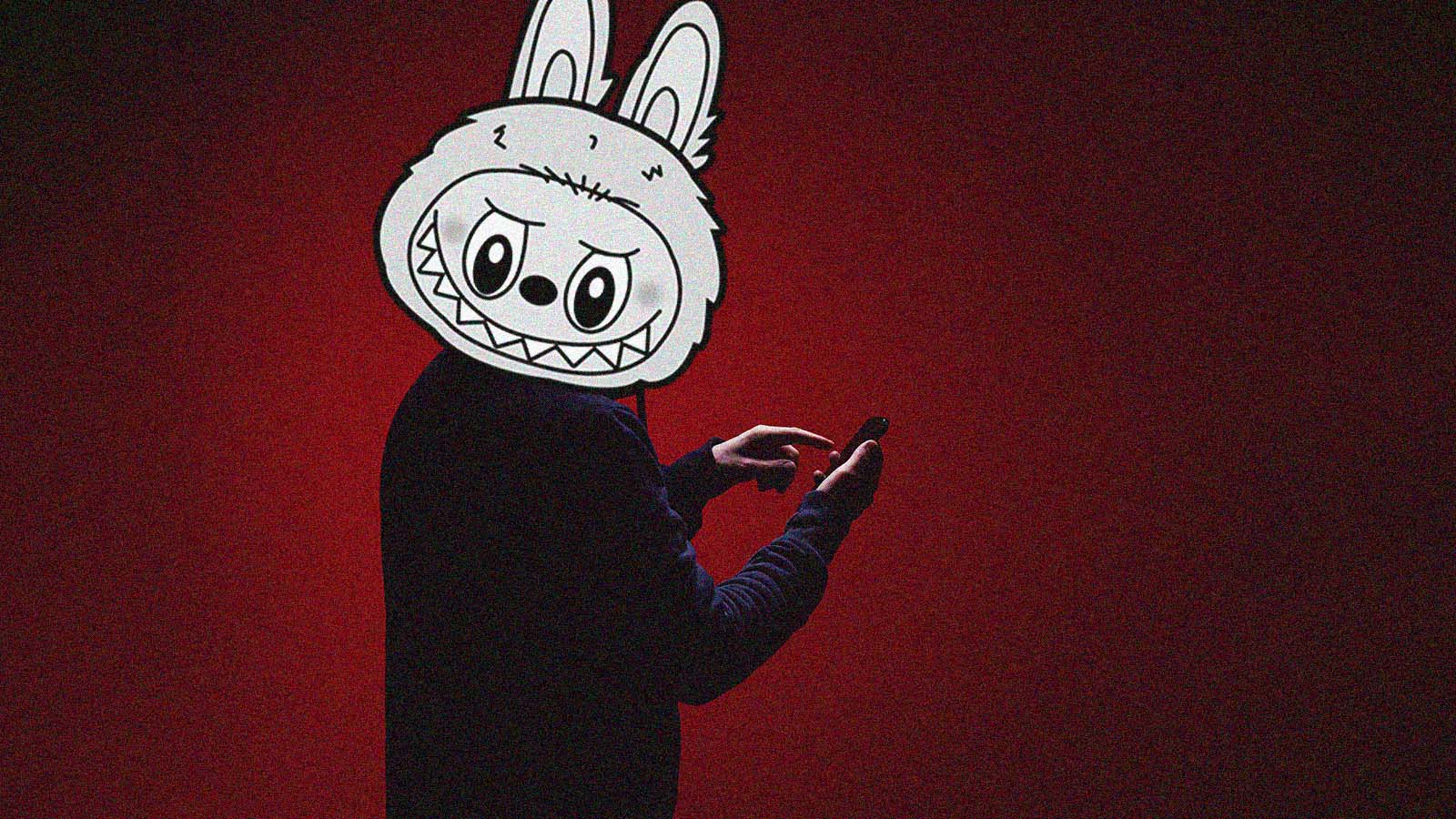 Montagem com o Labubu representante o uso da imagem do monstrinho para aplicar golpes