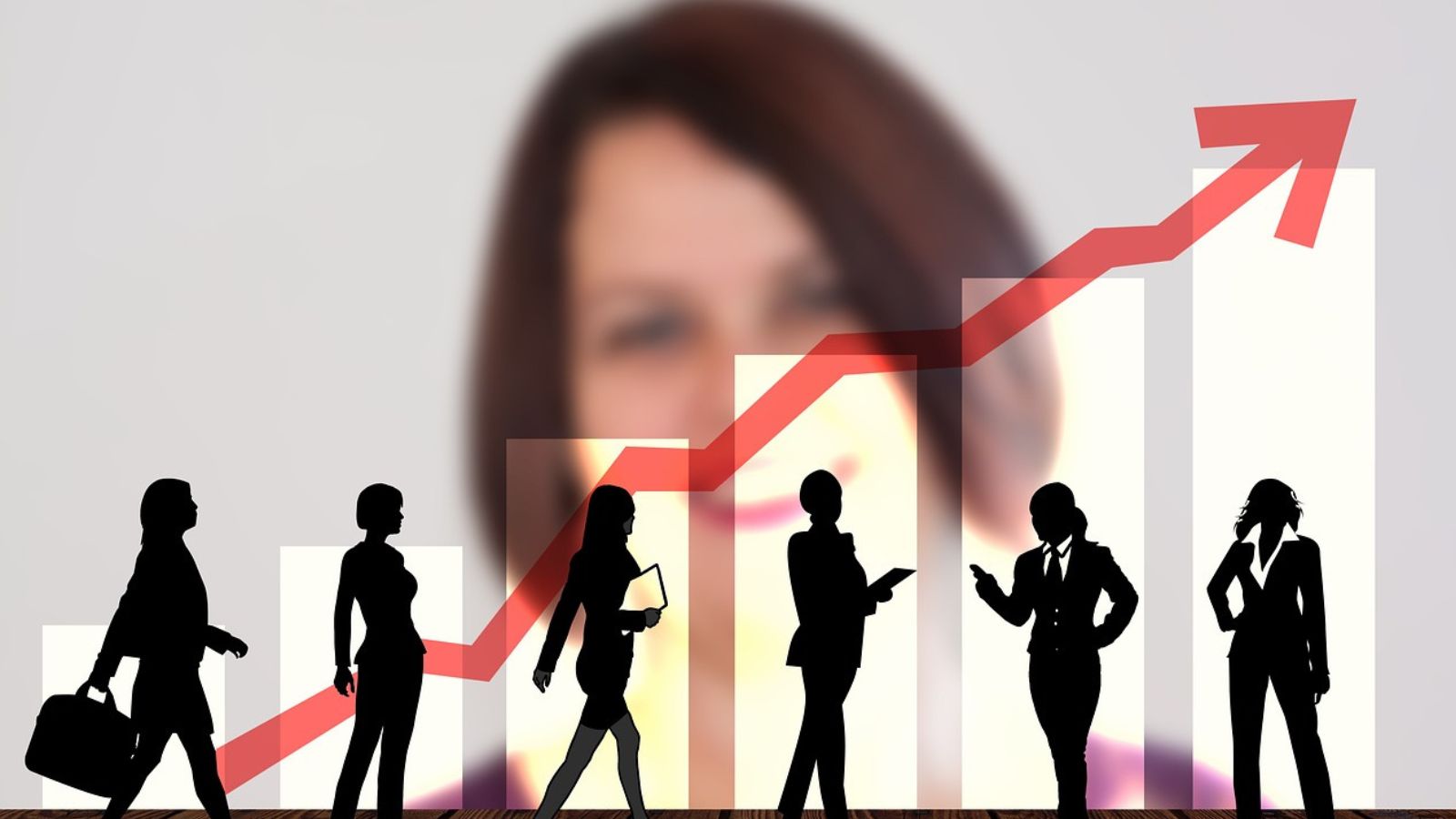 Mulher ao fundo e silhuetas de mulheres com seta vermelha